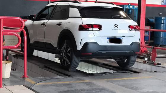 CITROËN C4 CACTUS 1.6 VTI 120 FLEX FEEL EAT6